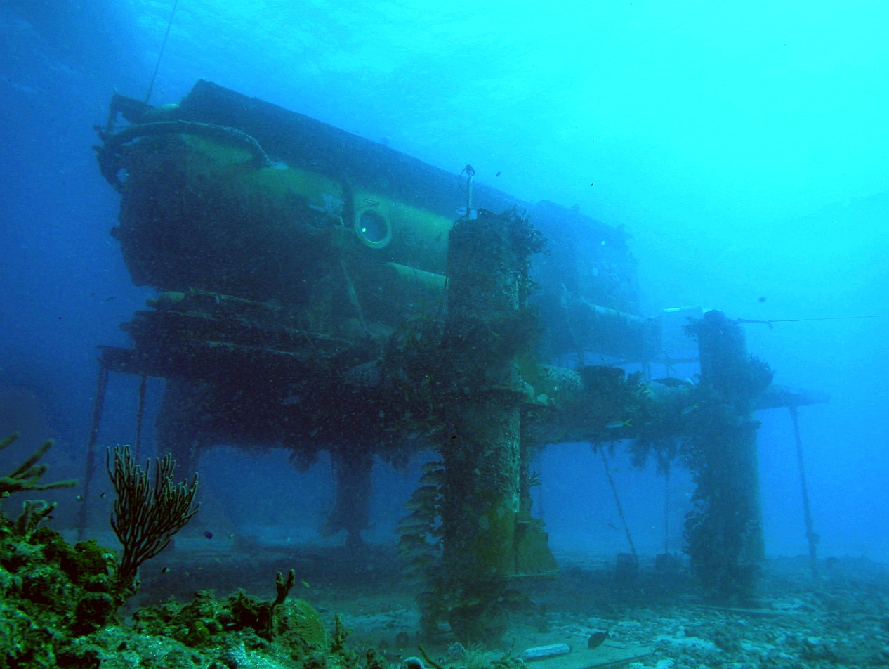 Единственная в мире подводная научная станция «Aquarius»