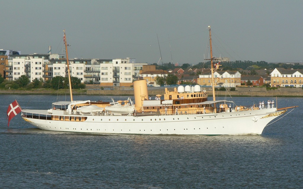 Королевская яхта «Dannebrog»