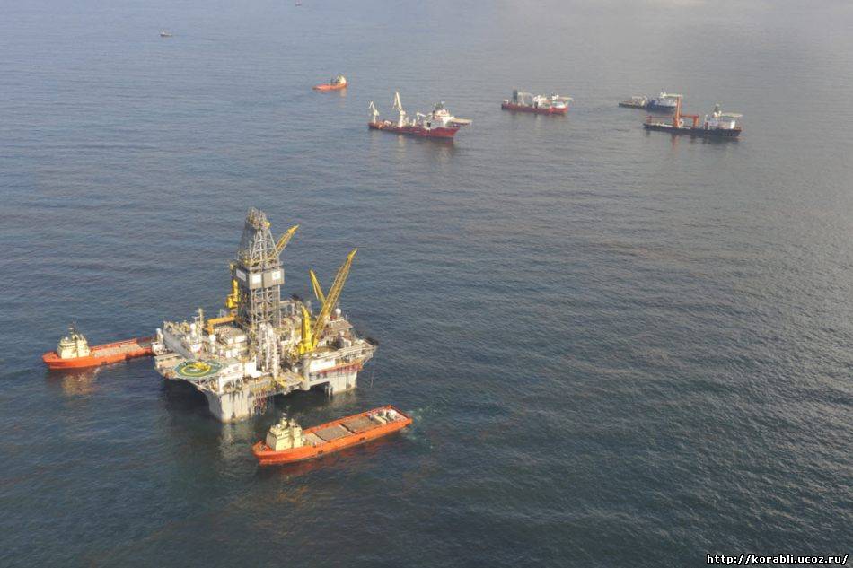 Утечку нефти в Мексиканском заливе остановят благодаря железобетонной конструкции