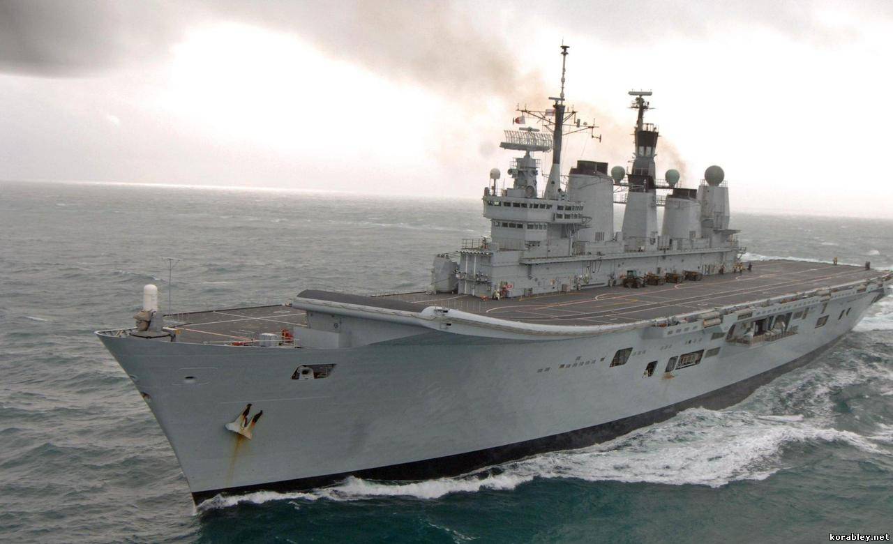 Авианосец «HMS Ark Royal» продается