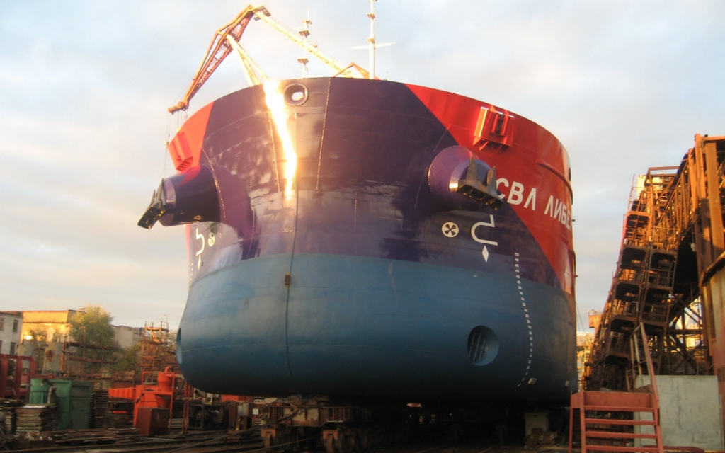 Херсонский судостроительный завод спустил на воду первый в истории украинский танкер