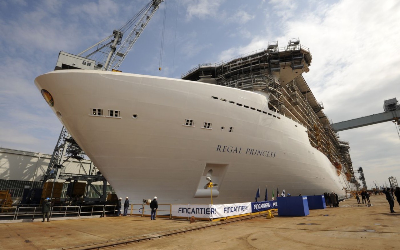 Верфь «Fincantieri» спустила на воду лайнер «Regal Princess»