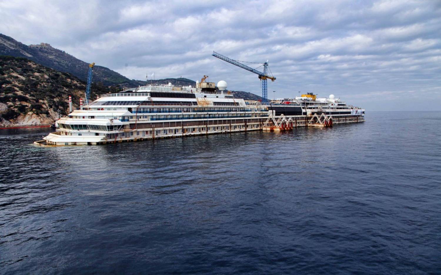 «Costa Concordia» спасение лайнера