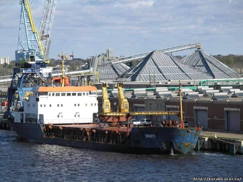 Украинский МИД выясняет обстоятельства конфликта на грузовом судне «Smarty»
