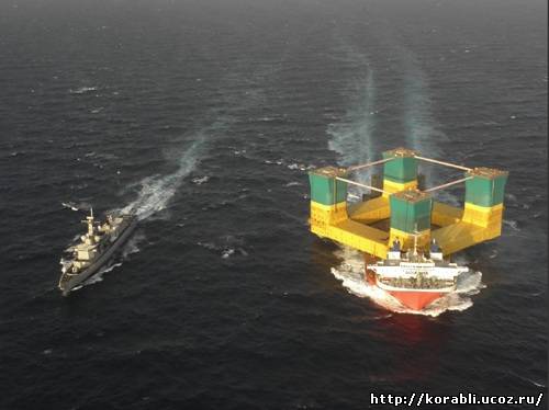 Тяжелое транспортное судно «Mighty Servant 1» успешно прошло воды Аденского залива