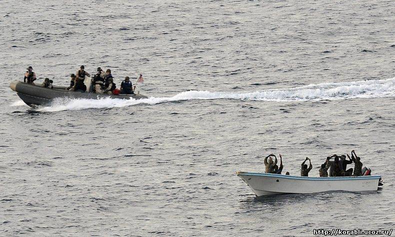 Кения готова судить сомалийских пиратов, задержанных военными кораблями