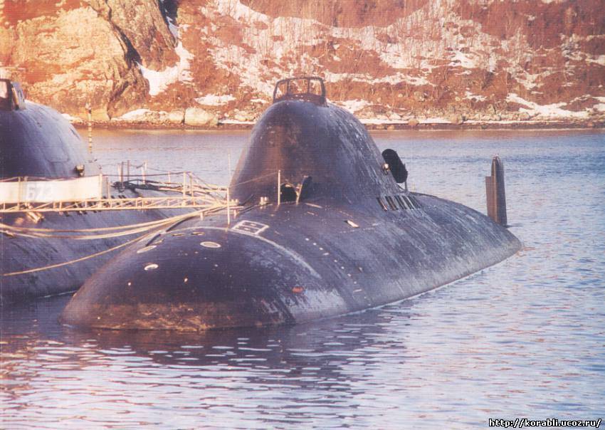 Малая скоростная автоматизированная подводная лодка-истребитель проекта 705