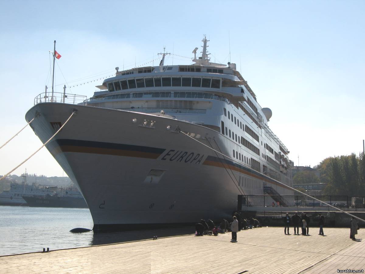 Порт Севастополь посетил круизный лайнер «MS Europa»