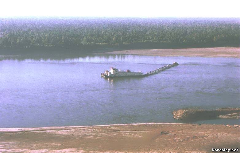 «Hurley» - самый большой земснаряд на реке Миссисипи